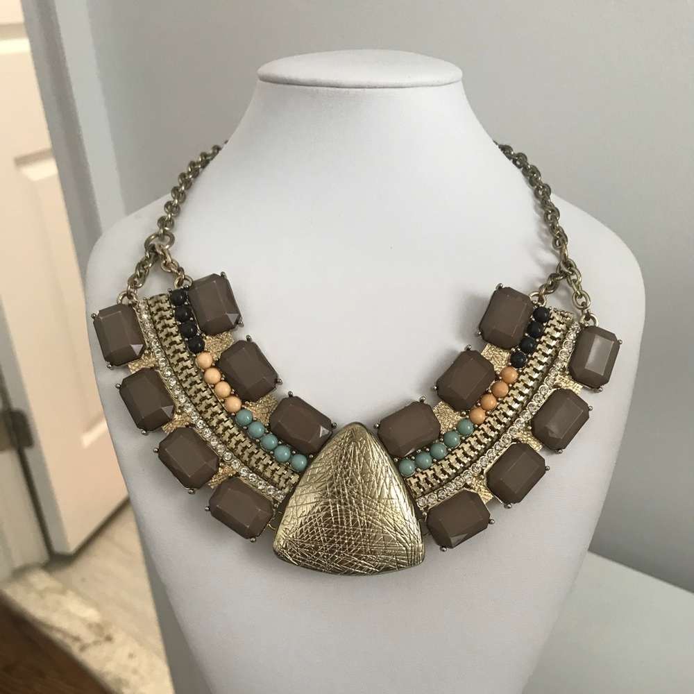Collar Statement Necklace